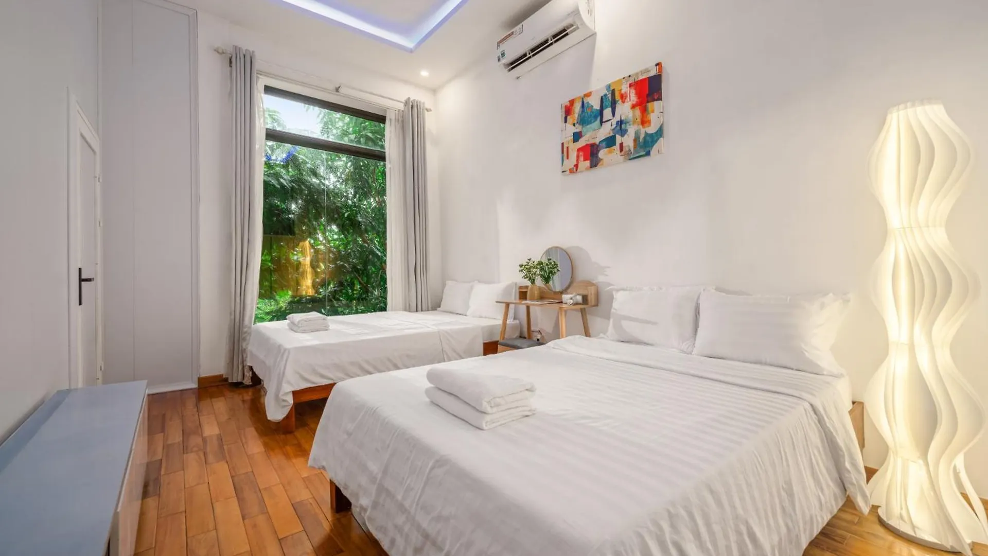 Nhat Villa 5Br Full Ac Near My Khue Beach Western Town Da Nang 0*,