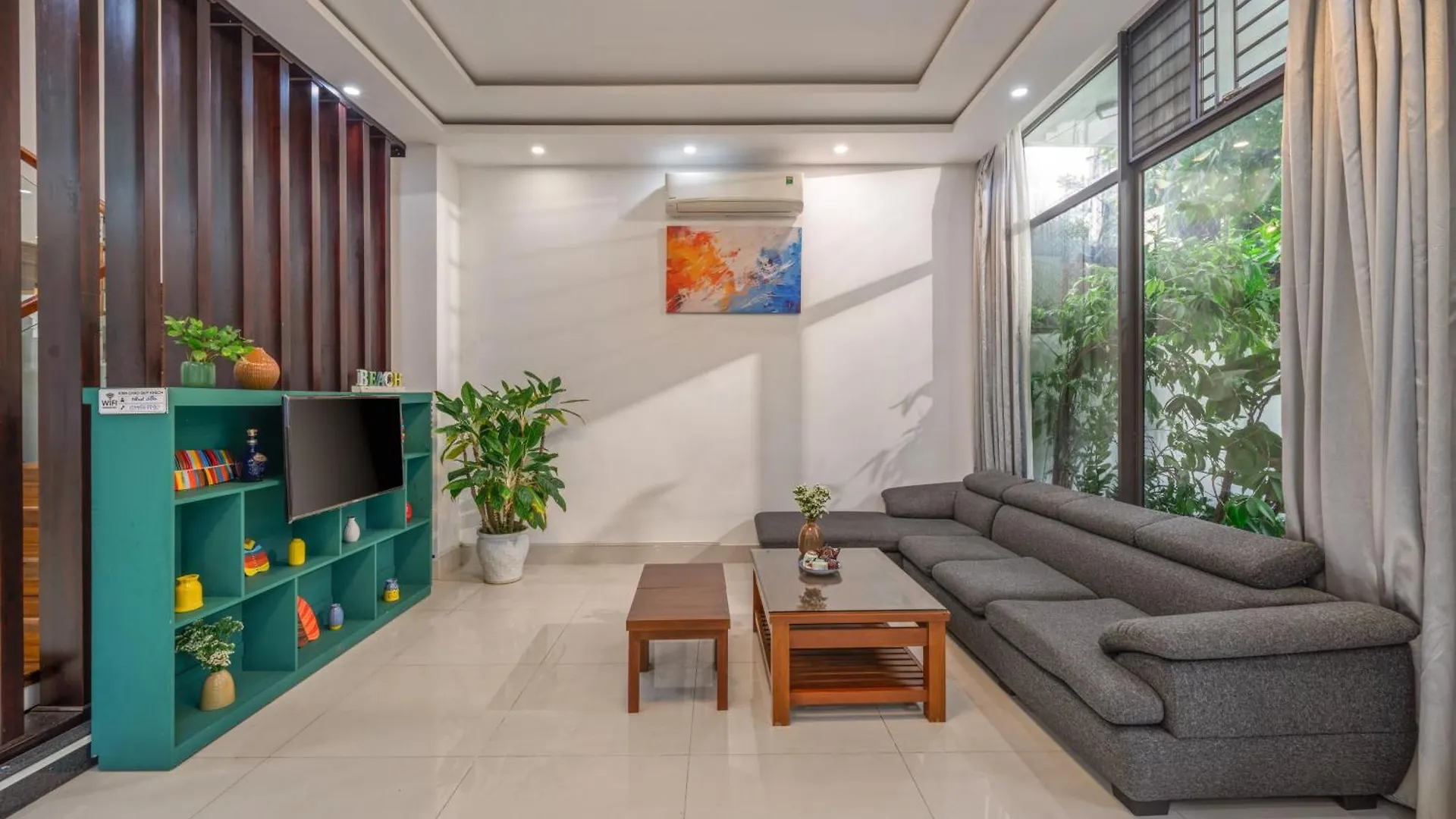 Nhat Villa 5Br Full Ac Near My Khue Beach Western Town Da Nang 0*,  Vietnam