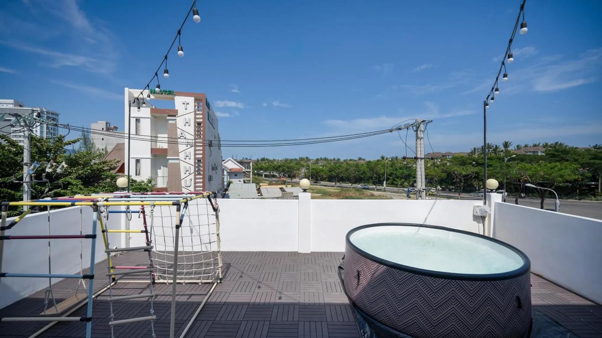 Nhat Villa 5Br Full Ac Near My Khue Beach Western Town Da Nang