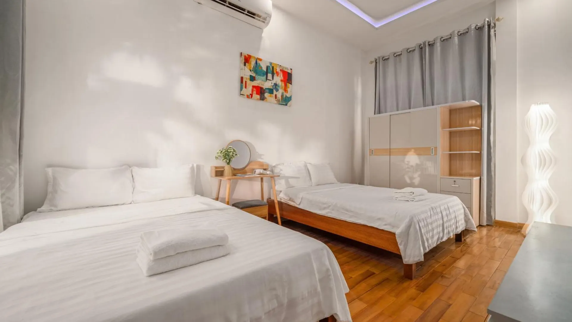Nhat Villa 5Br Full Ac Near My Khue Beach Western Town Da Nang Vietnam