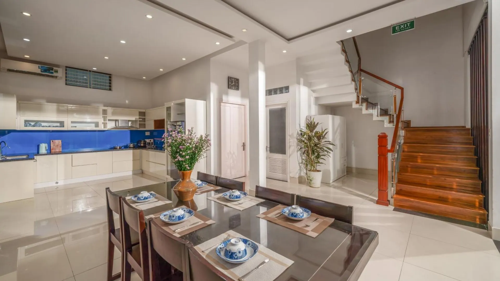 Nhat Villa 5Br Full Ac Near My Khue Beach Western Town Da Nang