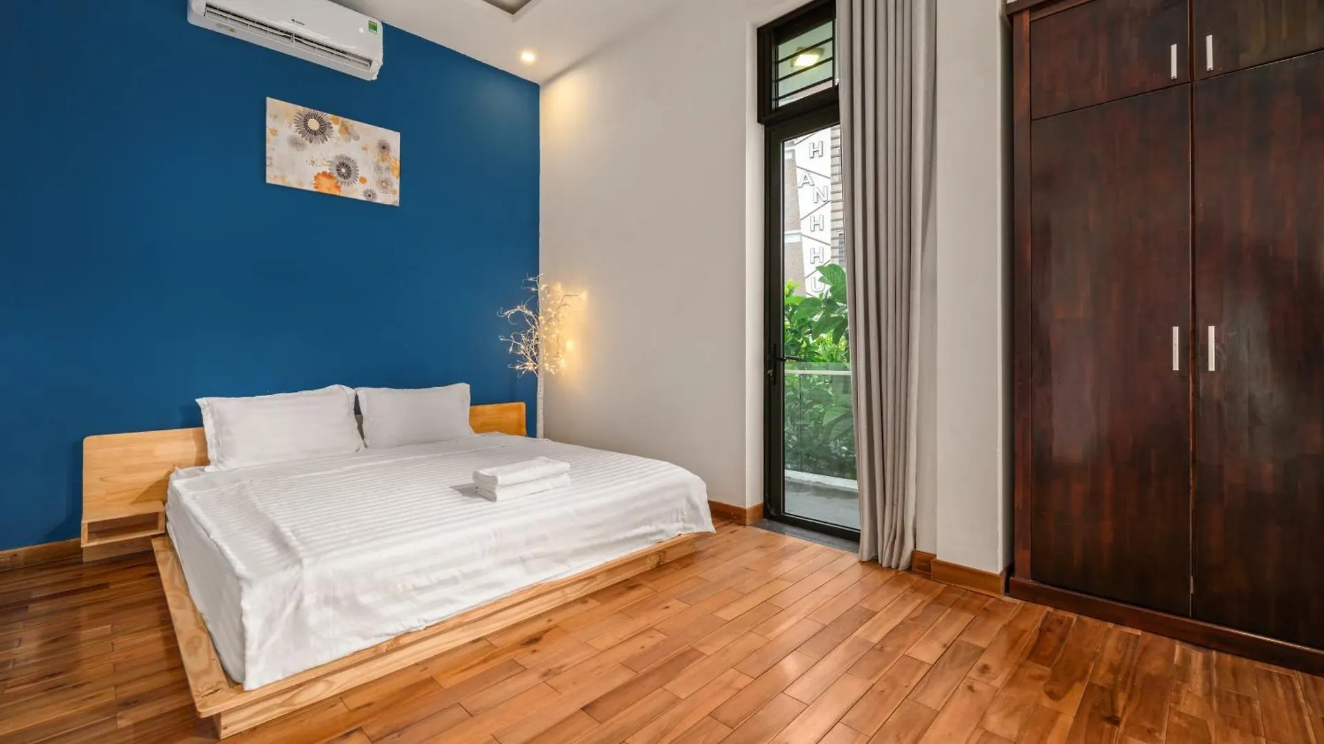 Nhat Villa 5Br Full Ac Near My Khue Beach Western Town Đà Nẵng 0*,  Vietnám